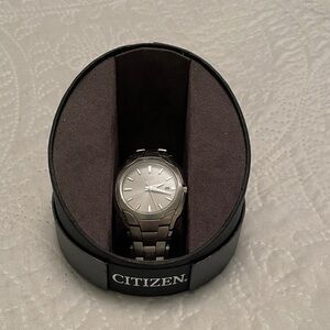 CITIZEN Eco-Drive Men’s Watch Lightly Used Stainless Steel Bracelet Band